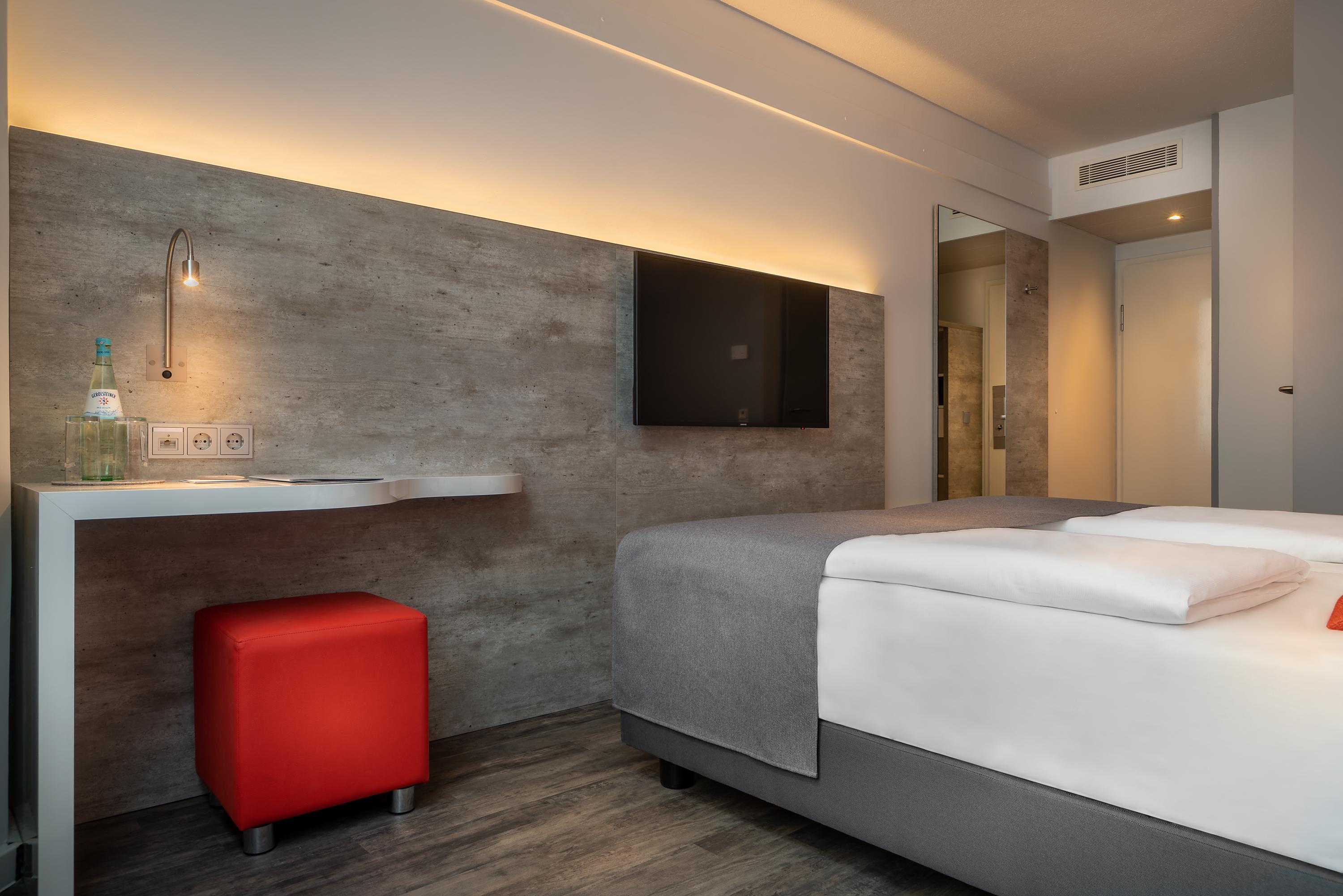 Select Hotel Wiesbaden City Ngoại thất bức ảnh