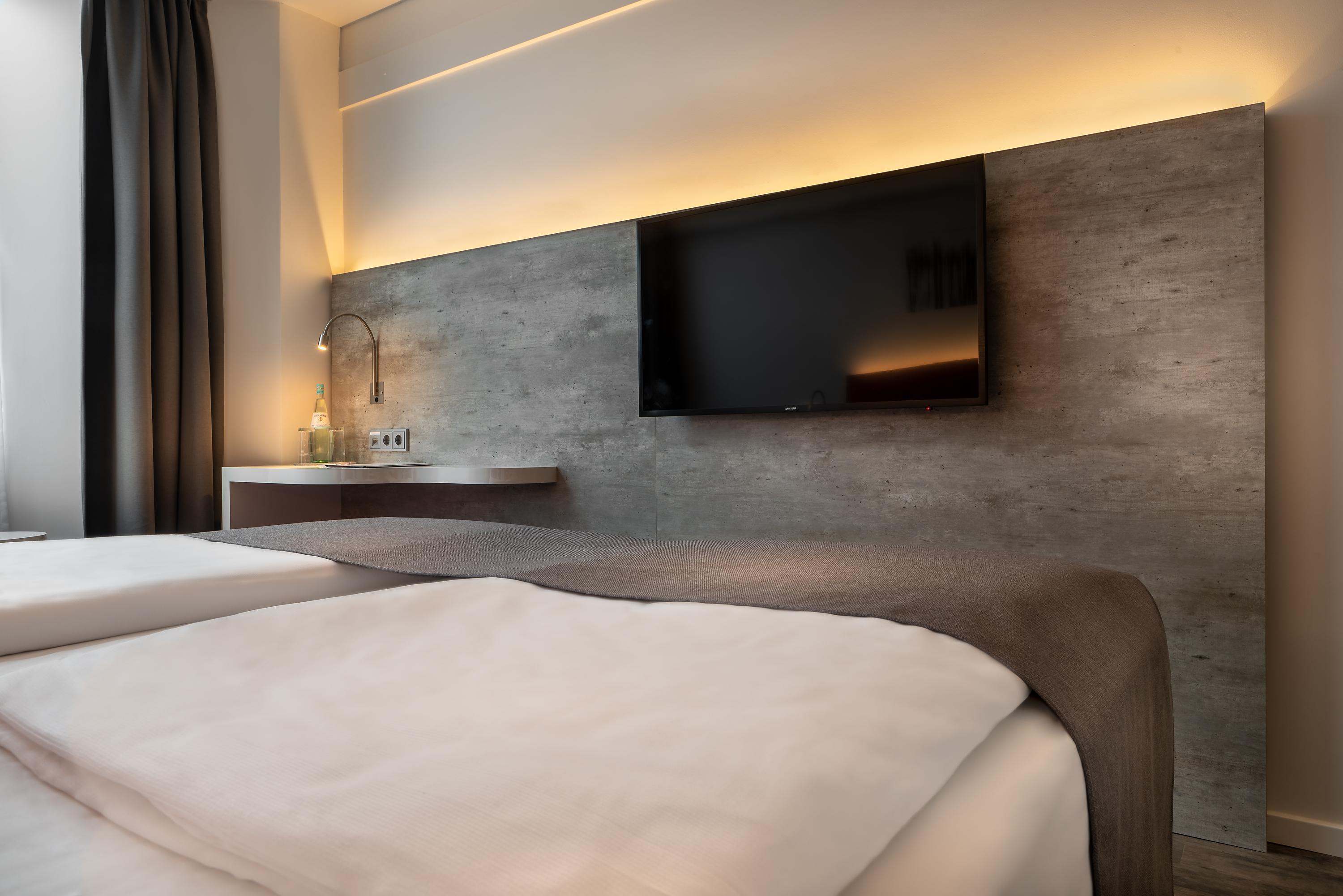Select Hotel Wiesbaden City Ngoại thất bức ảnh