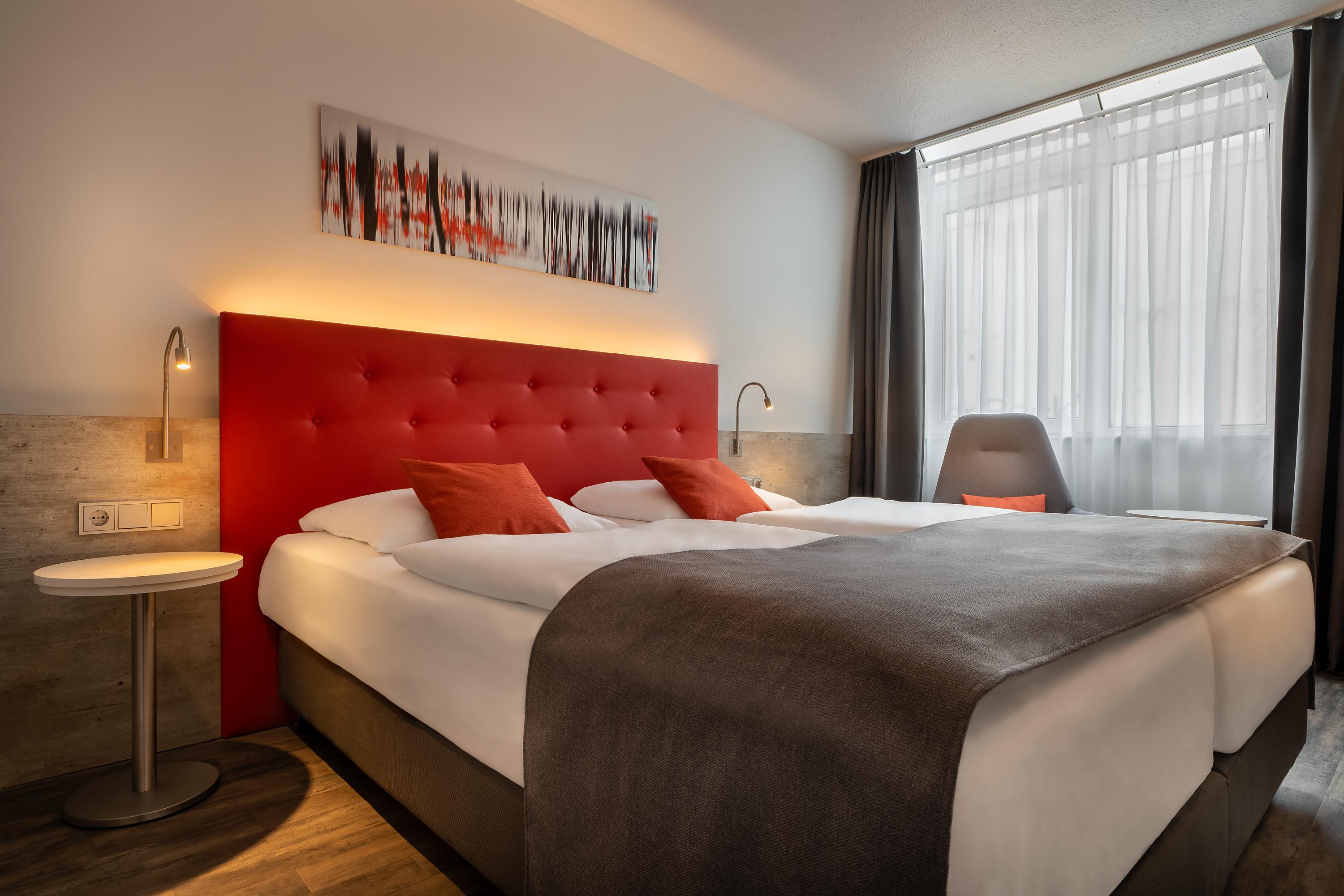 Select Hotel Wiesbaden City Ngoại thất bức ảnh