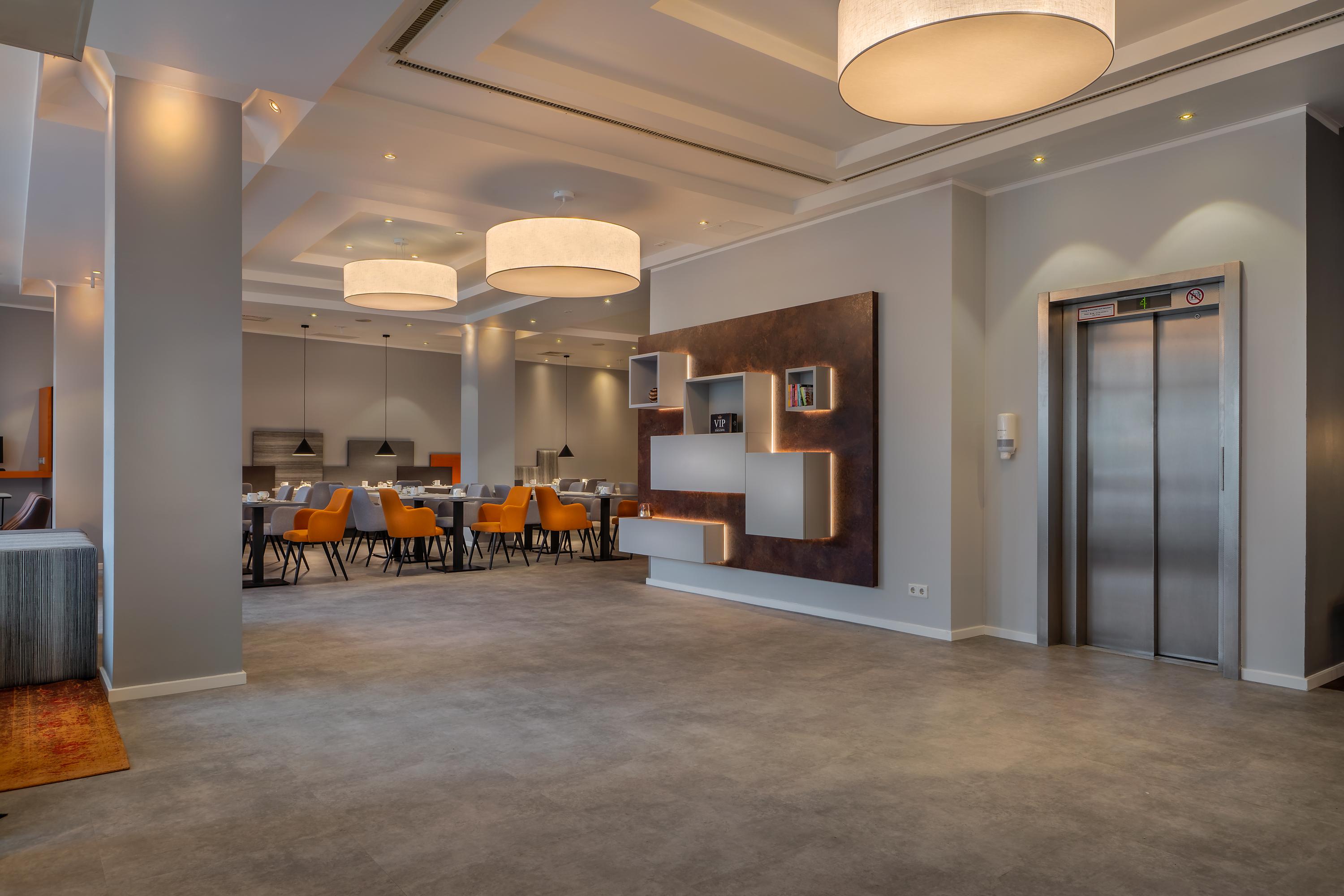 Select Hotel Wiesbaden City Ngoại thất bức ảnh