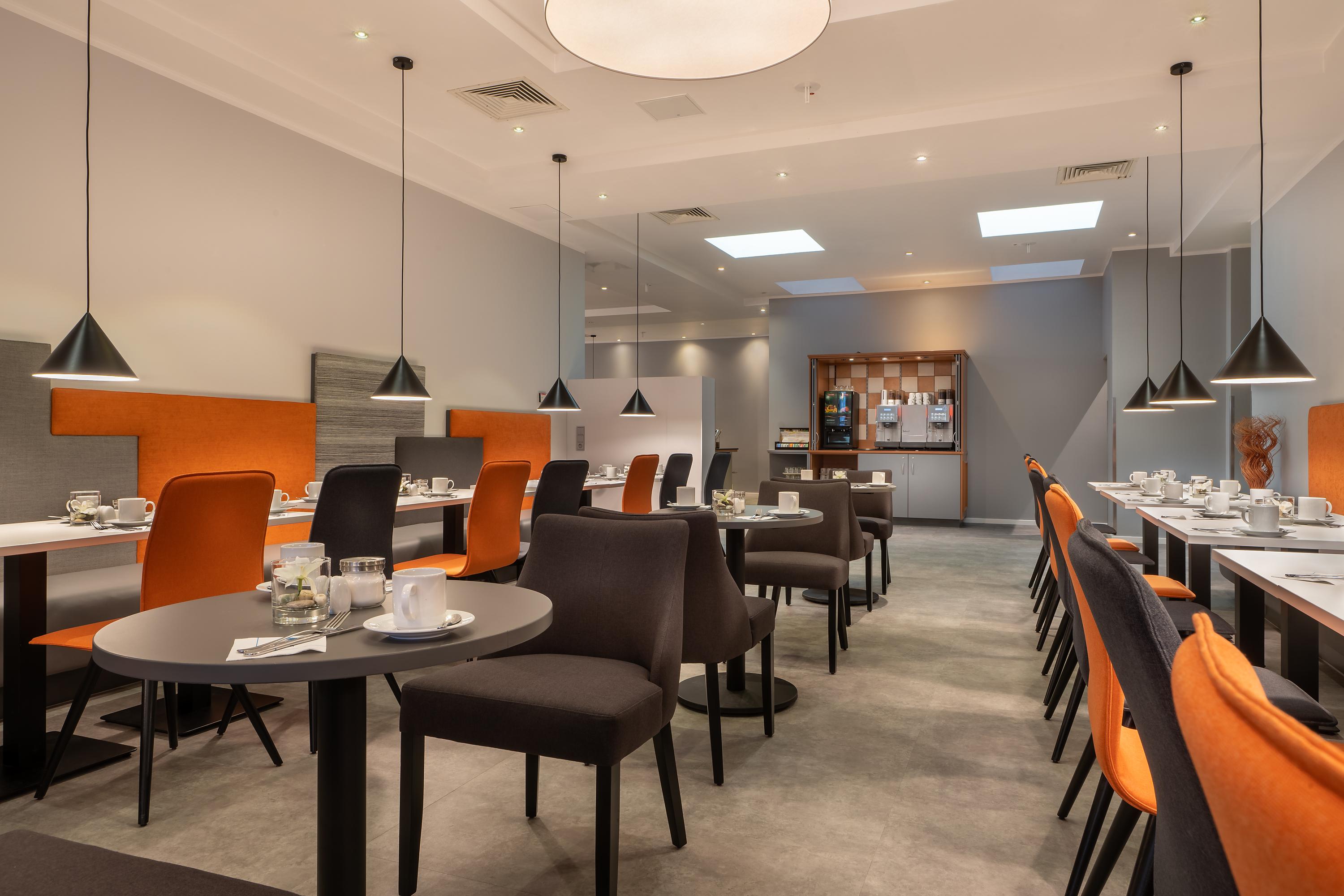 Select Hotel Wiesbaden City Ngoại thất bức ảnh