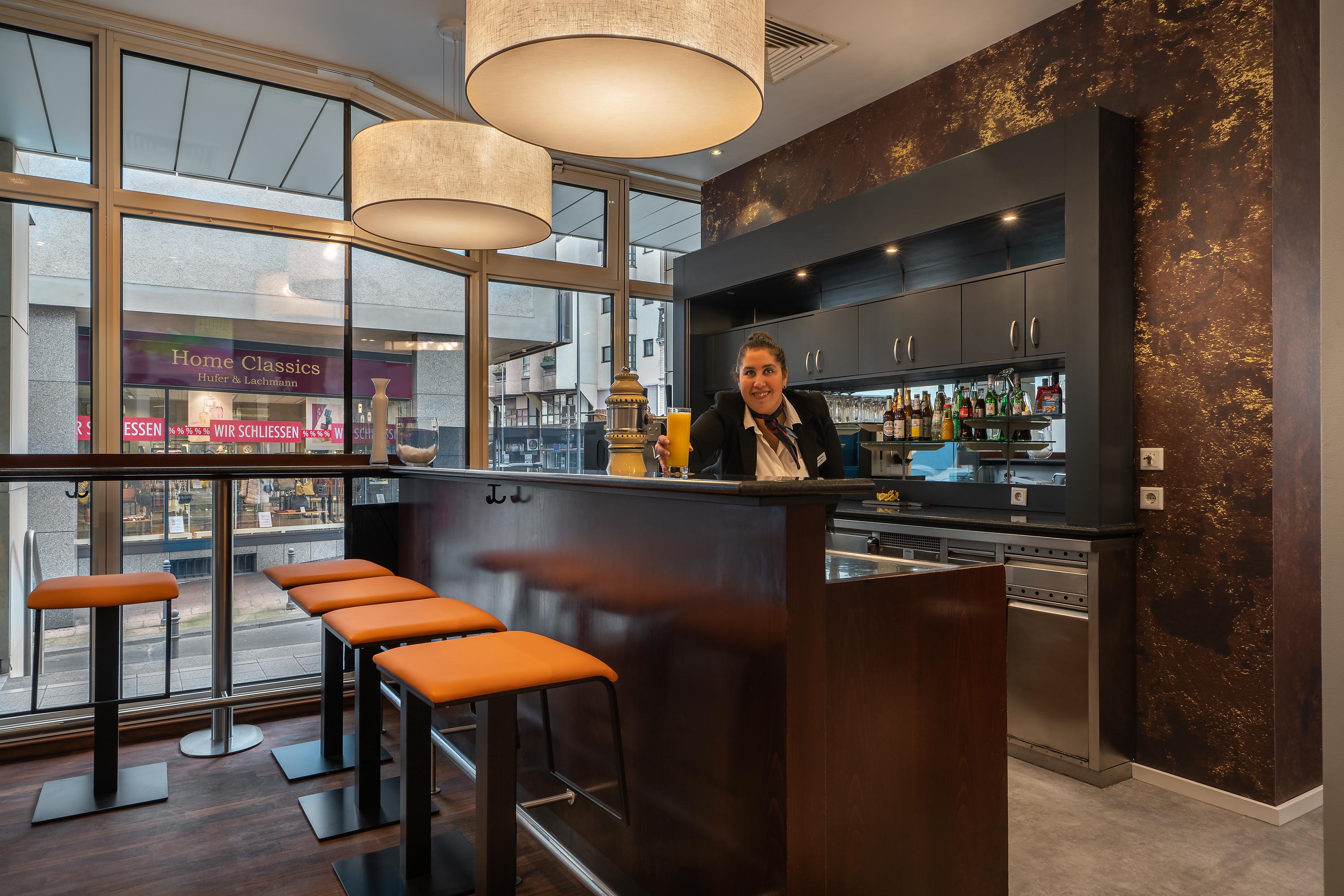 Select Hotel Wiesbaden City Ngoại thất bức ảnh
