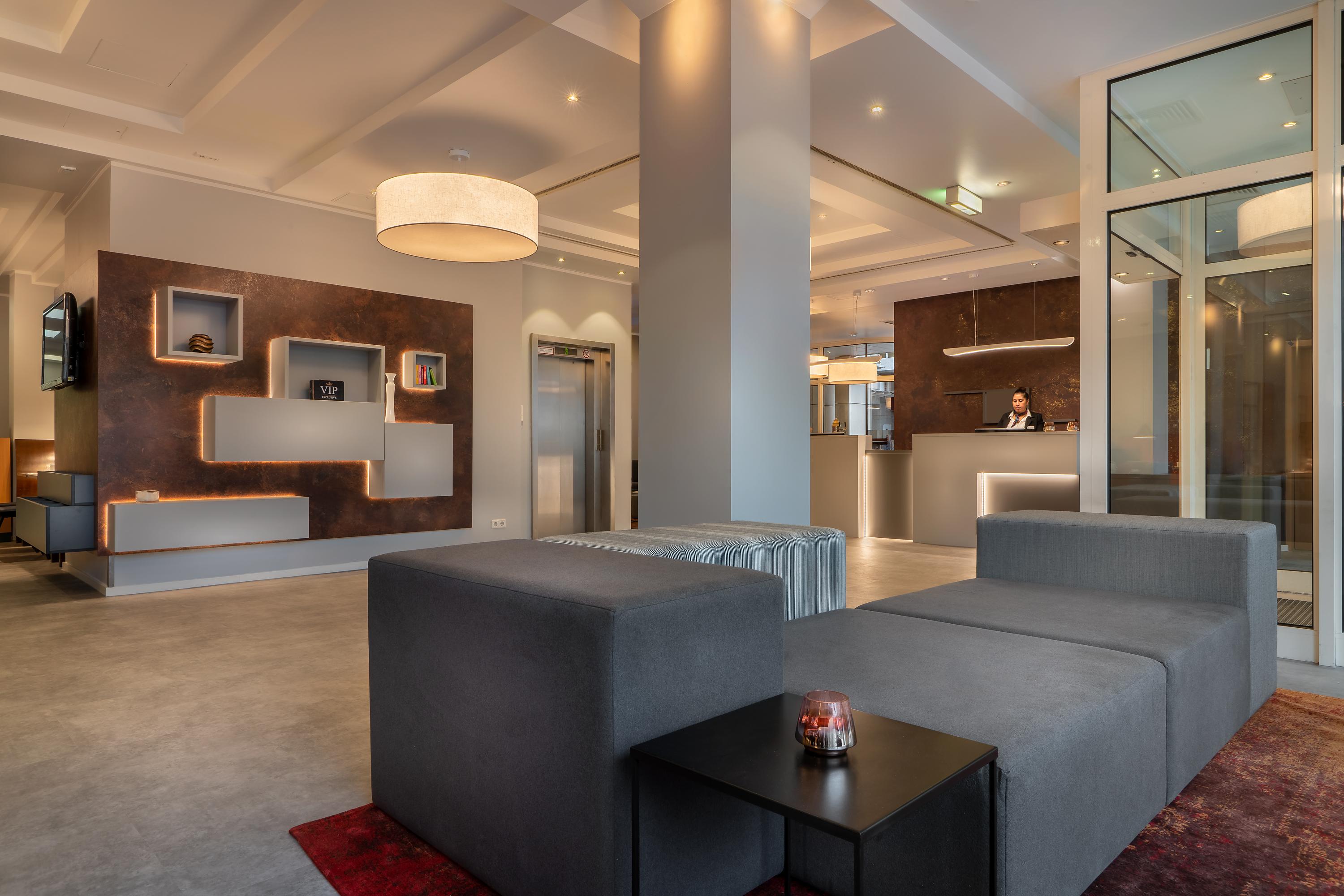 Select Hotel Wiesbaden City Ngoại thất bức ảnh