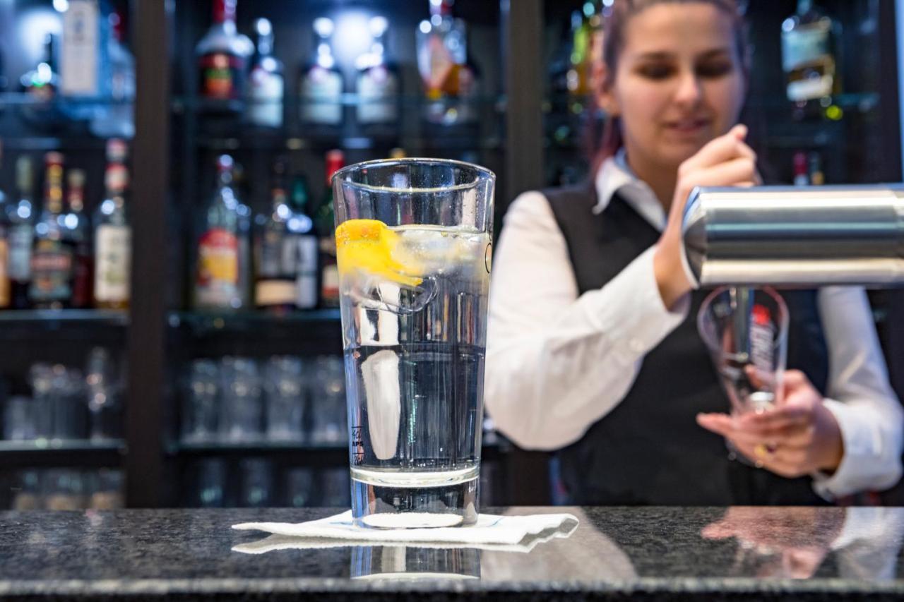 Select Hotel Wiesbaden City Ngoại thất bức ảnh