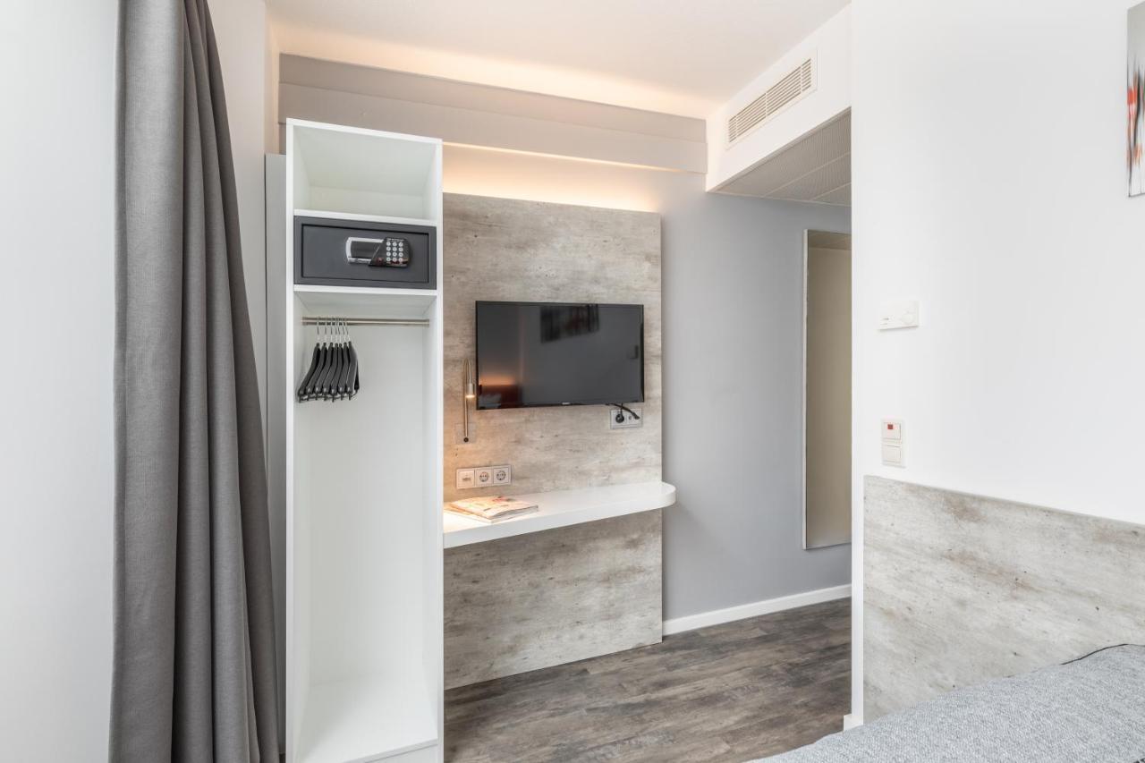 Select Hotel Wiesbaden City Ngoại thất bức ảnh