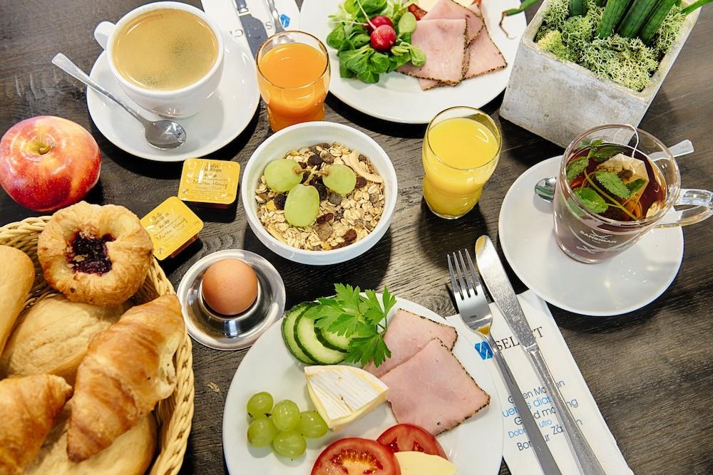 Select Hotel Wiesbaden City Ngoại thất bức ảnh