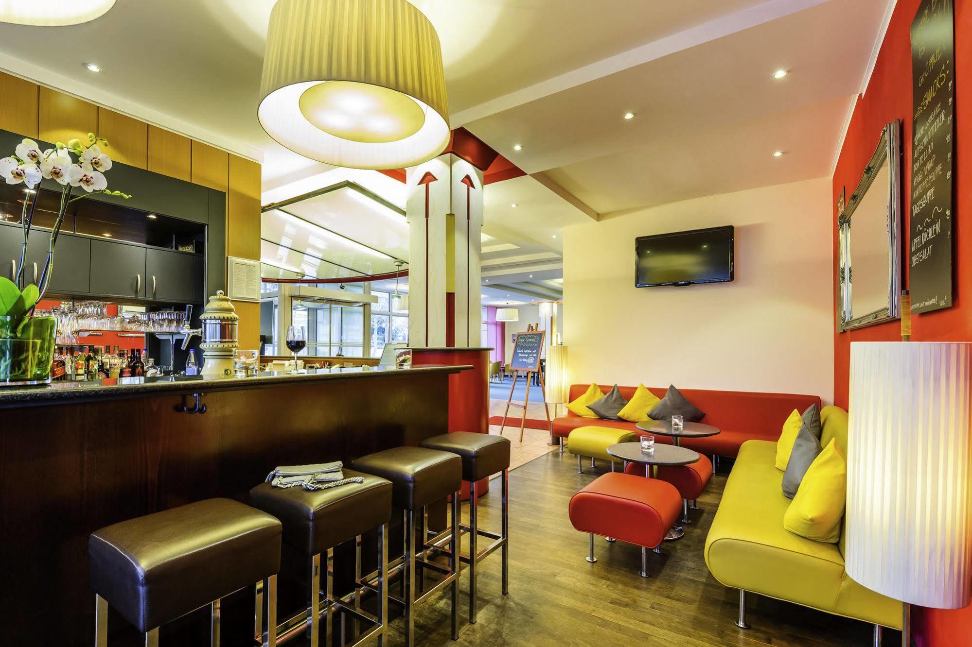 Select Hotel Wiesbaden City Ngoại thất bức ảnh