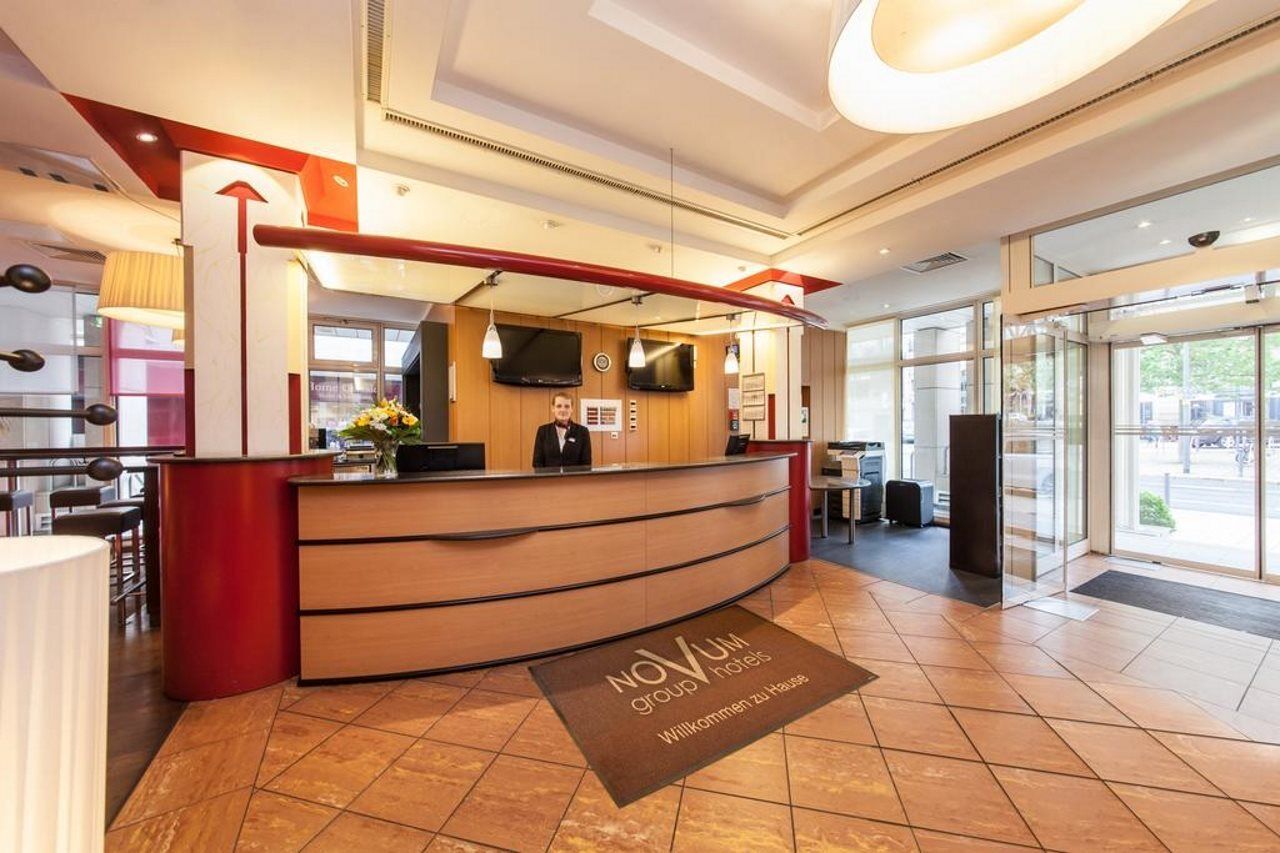 Select Hotel Wiesbaden City Ngoại thất bức ảnh
